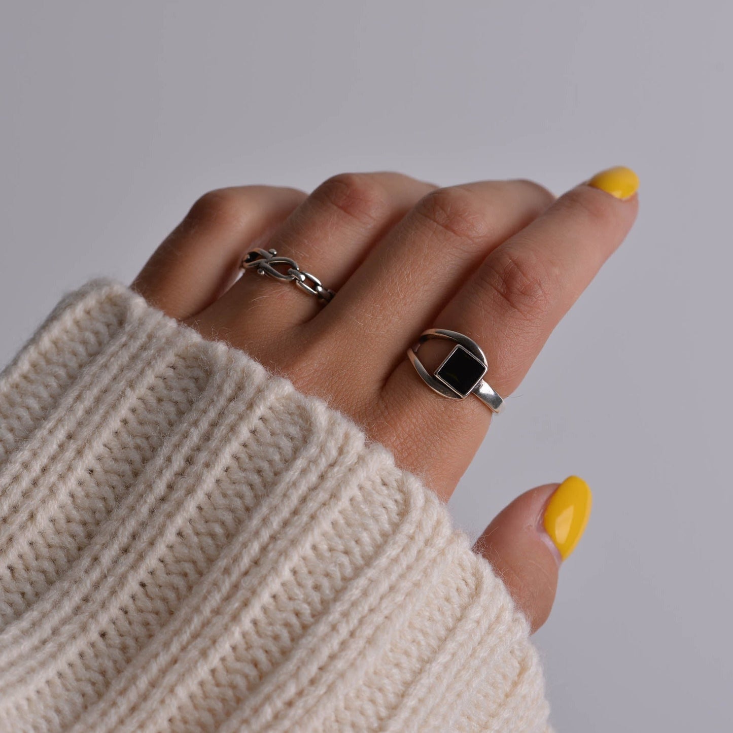Black Onyx Chain Silver Rings