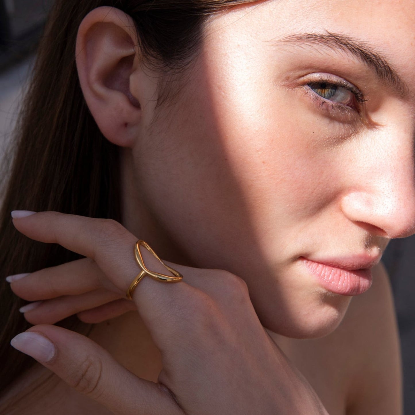Circular Design Gold Ring