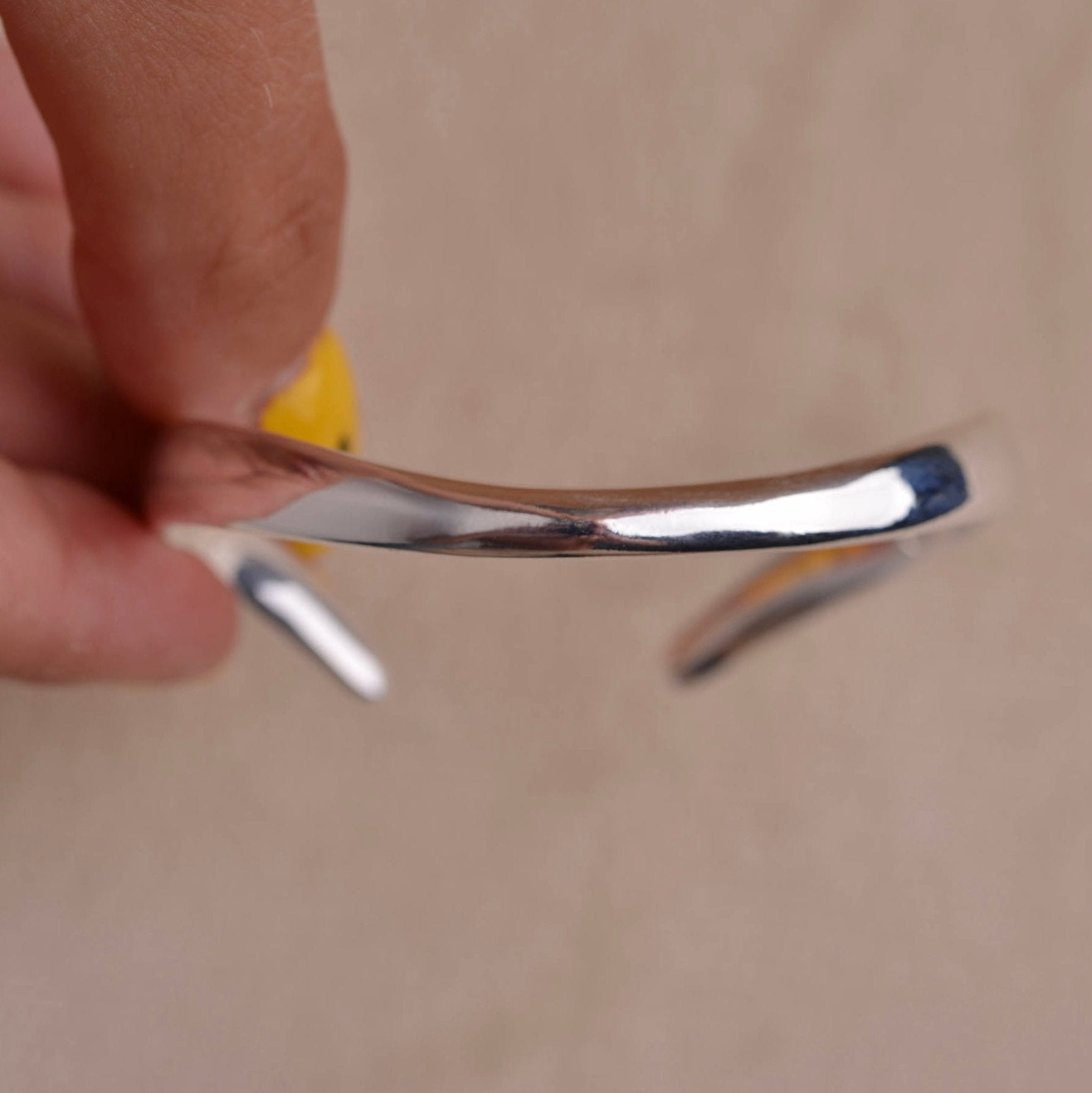 Gaby Silver Chunky Bangle