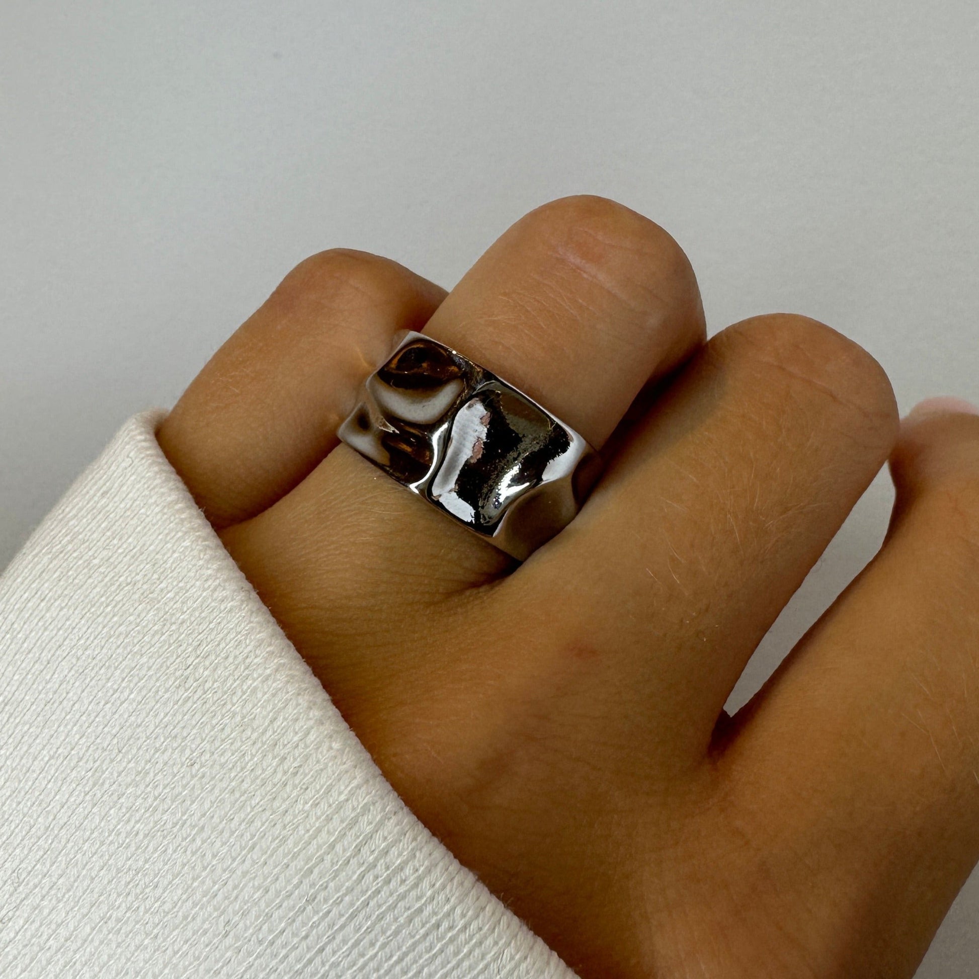 Hammered Liquid Metal Texture Silver Ring