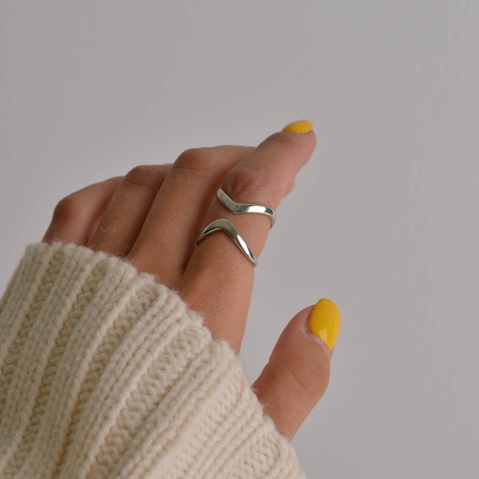 Twisted Criss Cross Ring