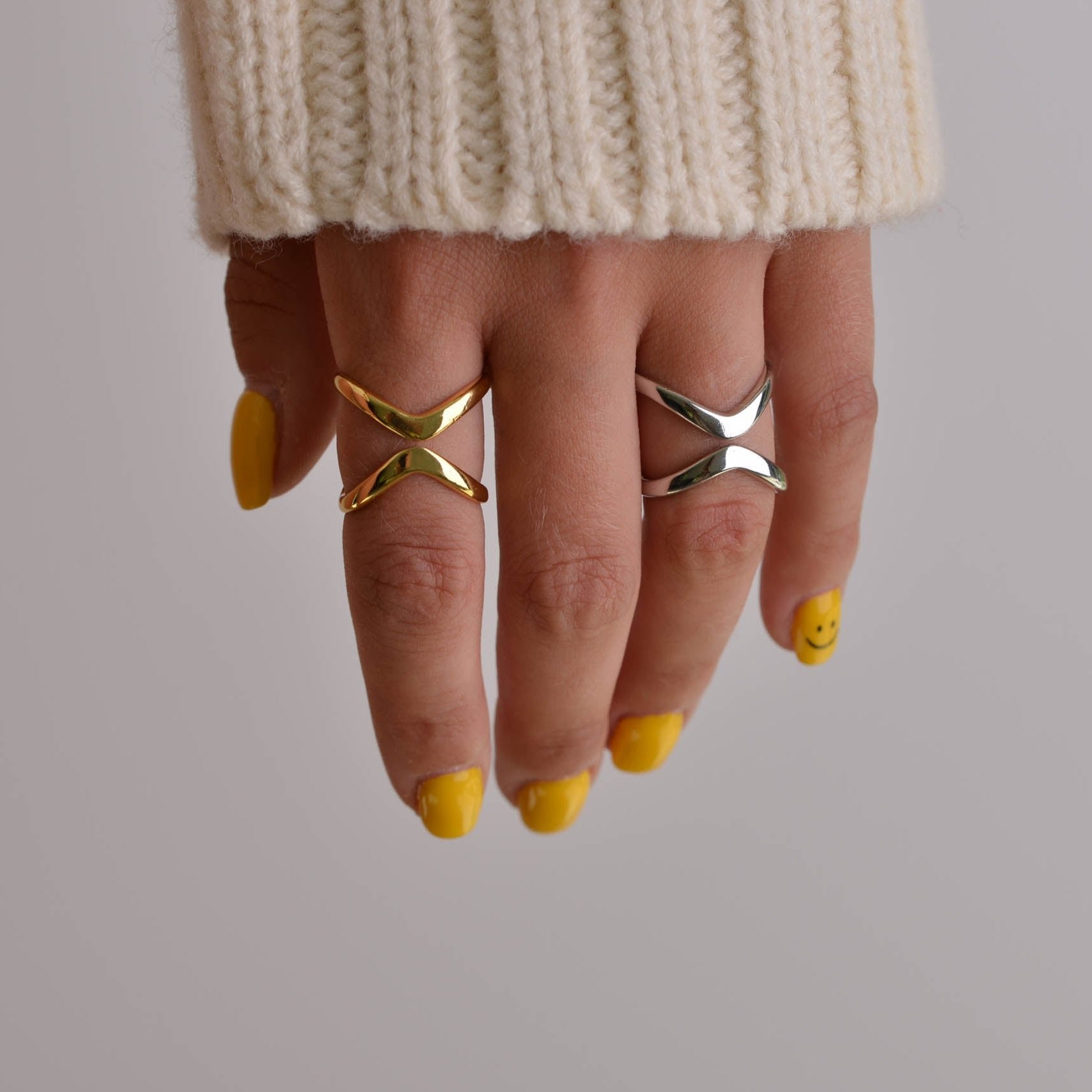 Twisted Criss Cross Ring