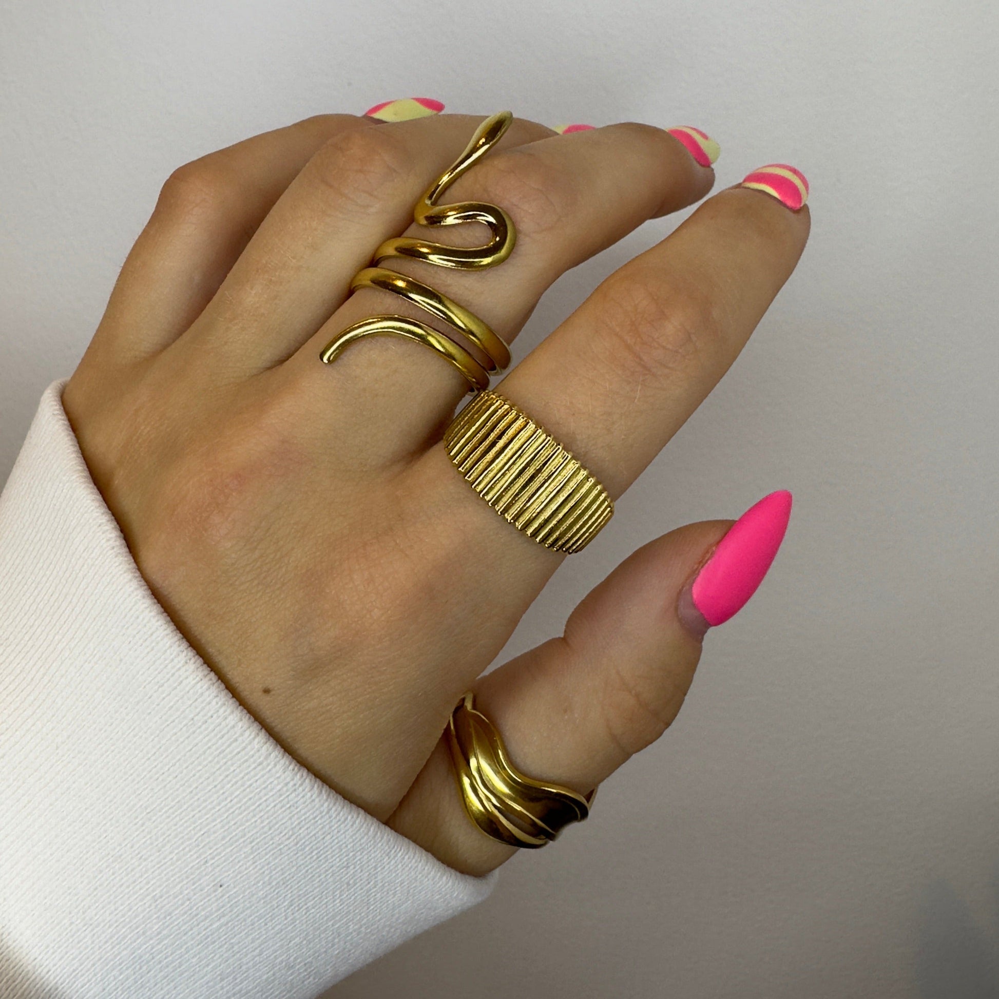 Twisted Snake Ring Gold Set
