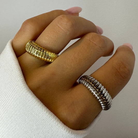 Wavy French Croissant Rings