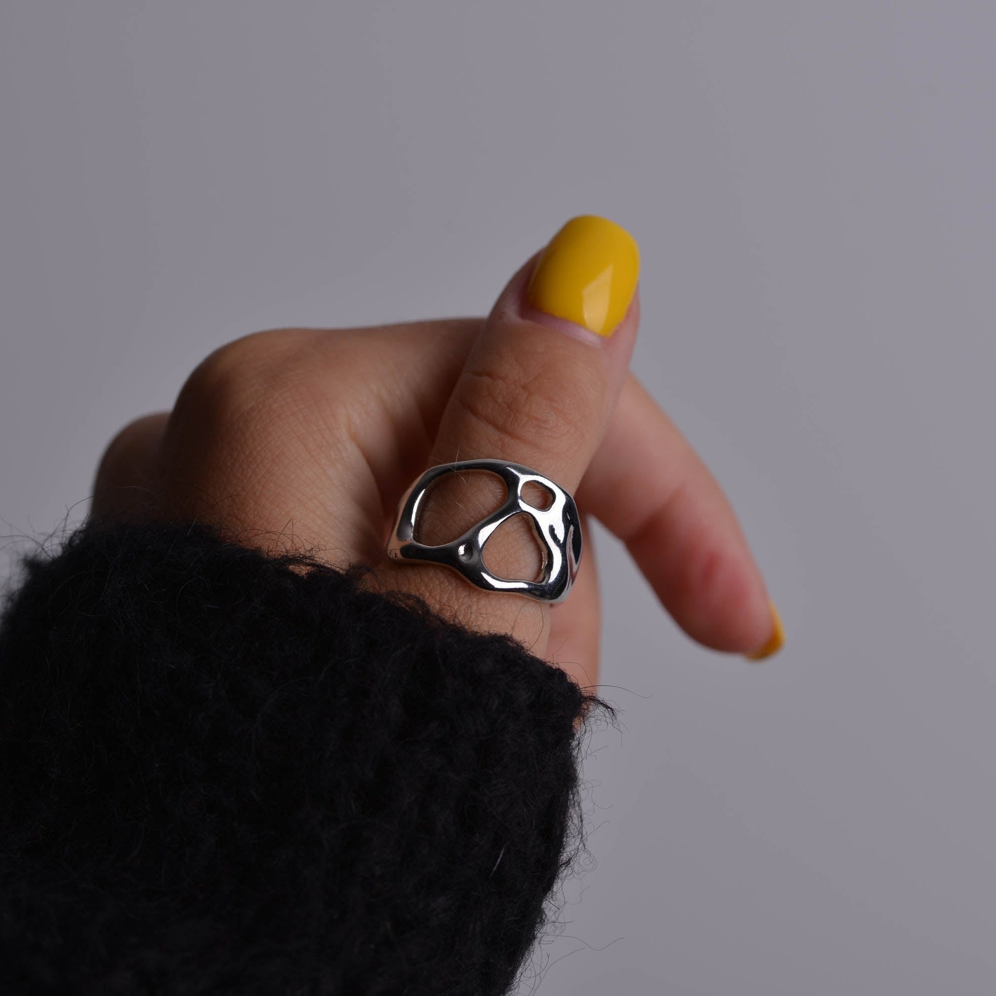 Geometric Irregular Abstract Rings