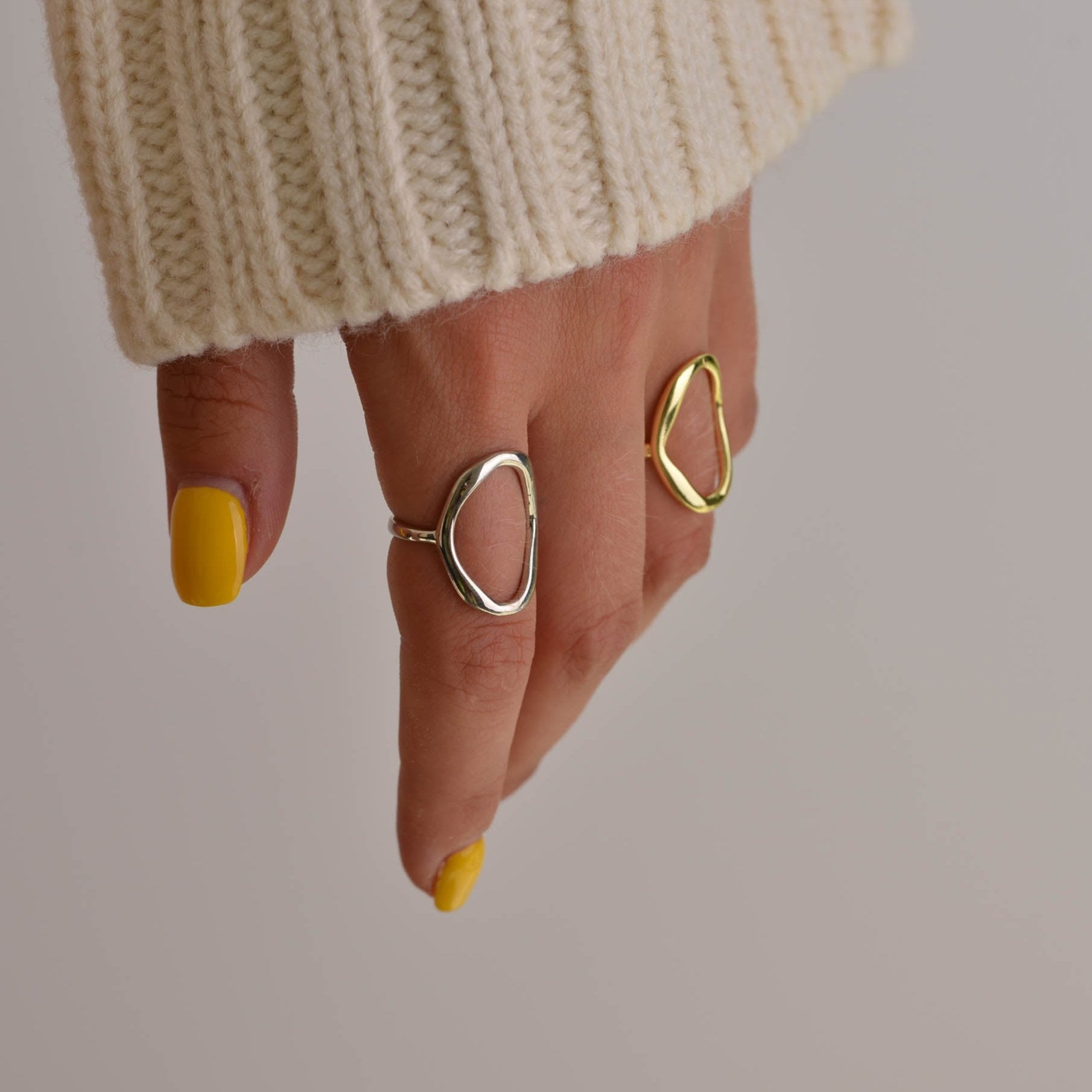 Modern Round Silver and Gold Ring