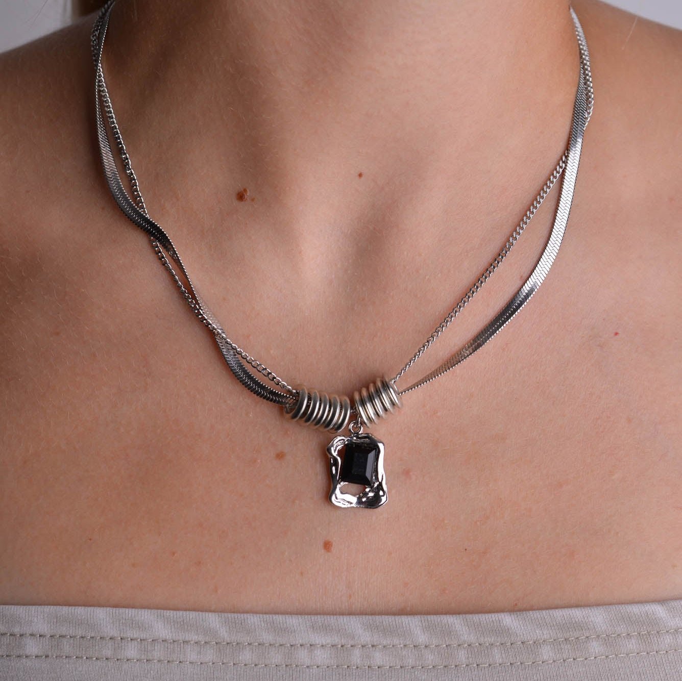 Silver Onyx Pendant Necklace