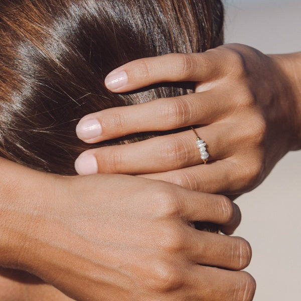 Rose Gold Pearl Ring